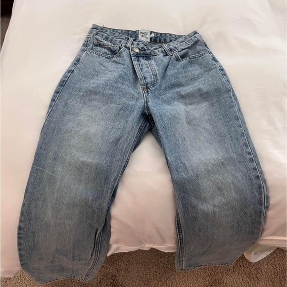 Princess Polly asymmetrical jeans - Picture 3 of 3